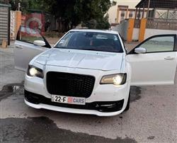 کرایسلەر 300